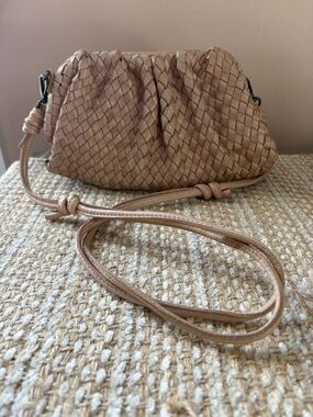 Latico Leathers Noble Crossbody Bag Woven Leather Ballet Slipper Nude Handbag